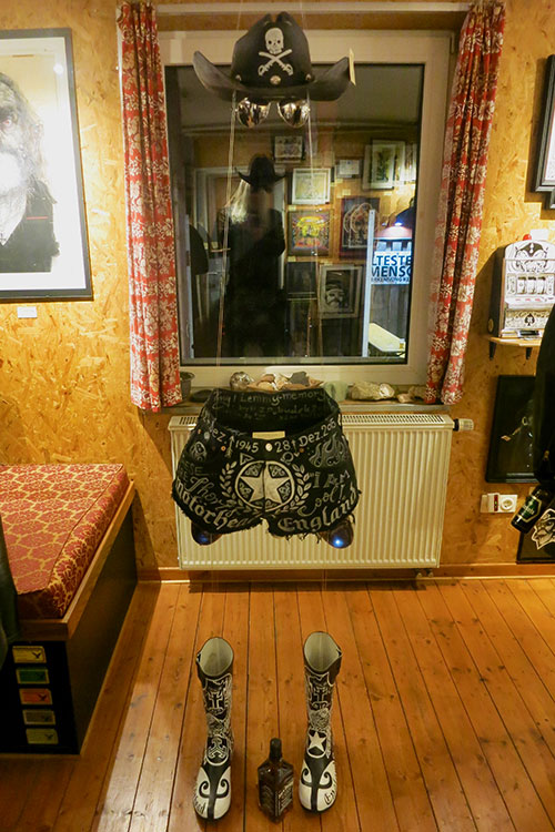 Ausstellung "Tribute to the Göd of Rock'n‘Roll" in Marl